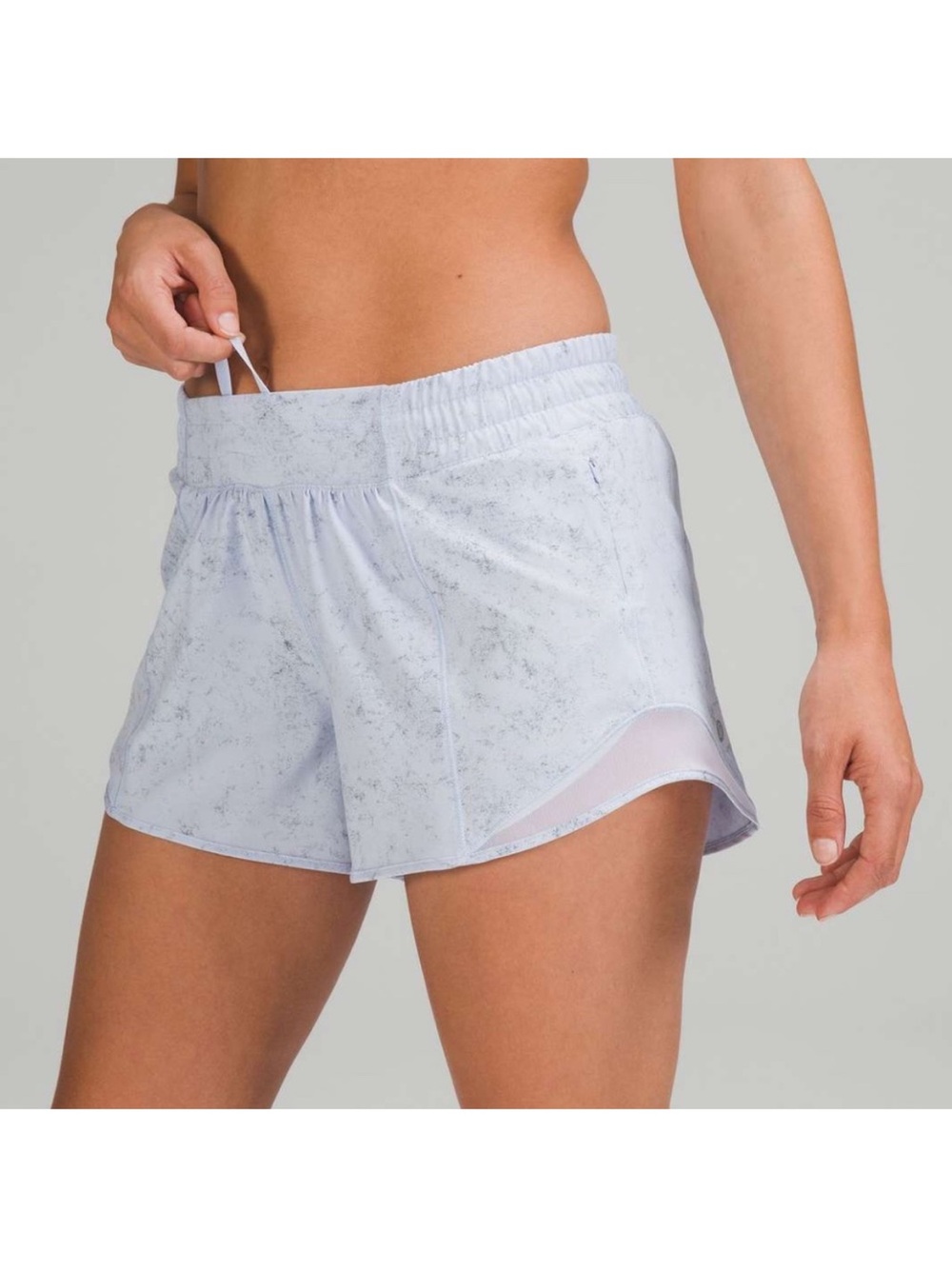 Lululemon Hotty Hot HR Lined Short 4" Gravel Dust Pastel Blue size 8